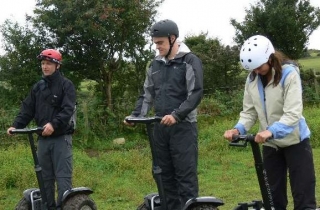 Grupo de segways 